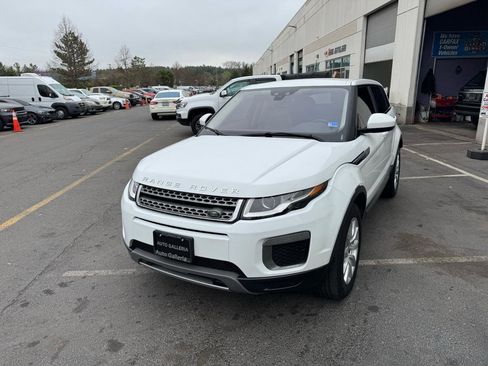 Used 2016 Land Rover Range Rover Evoque SE AWD/4WD image 12