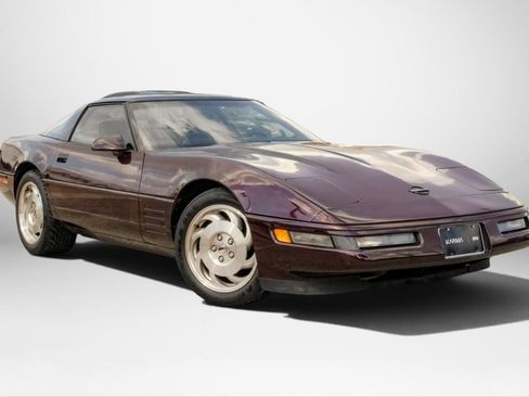 Used 1993 Chevrolet Corvette Coupe RWD image 4