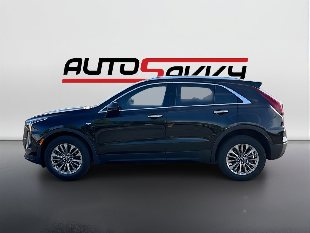 Used 2024 Cadillac XT4 Premium Luxury w/ Cold Weather Package FWD image 4