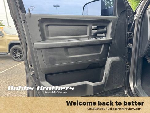 Used 2018 RAM 2500 Tradesman w/ Chrome Appearance Group AWD/4WD image 14