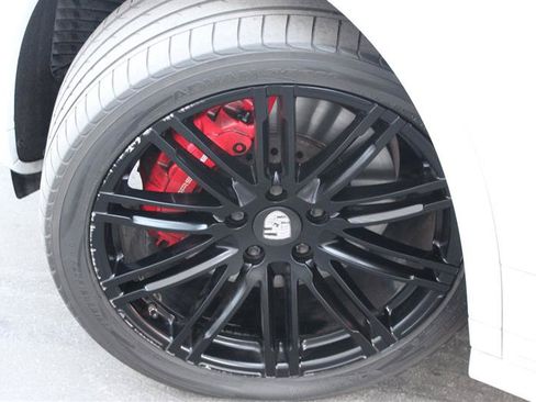 Used 2018 Porsche Cayenne GTS AWD/4WD image 50