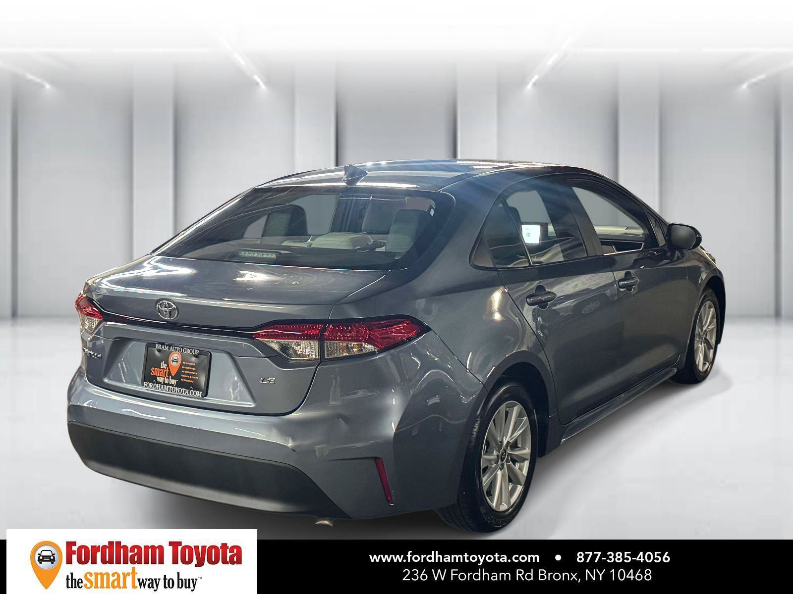 Used 2026 Toyota Corolla LE w/ LE Premium Package FWD image 7
