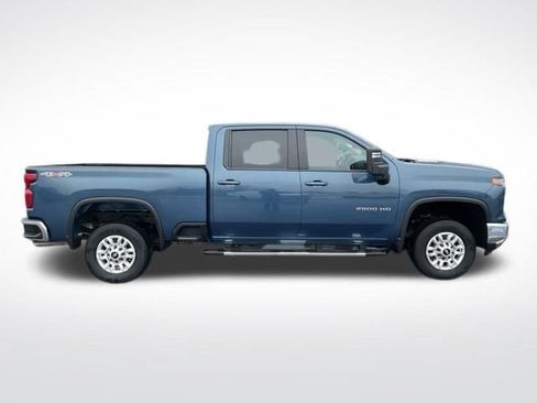 Certified 2025 Chevrolet Silverado 2500 LT w/ Convenience Package image 8