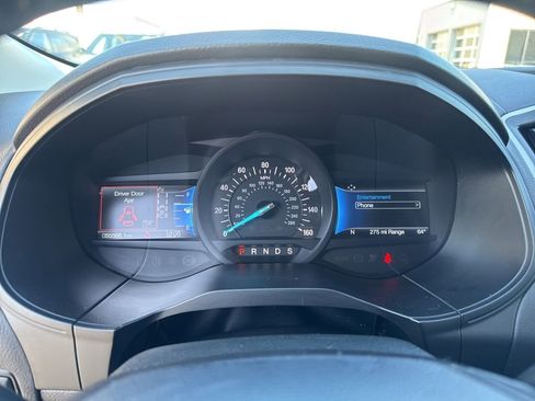 Used 2024 Ford Edge SEL image 25