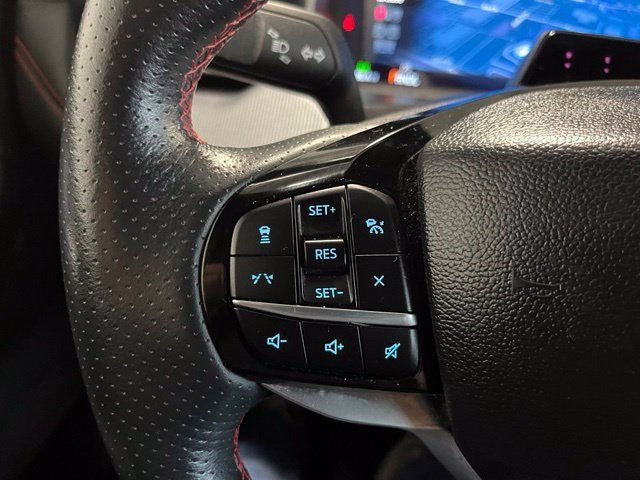 Used 2025 Ford Explorer ST-Line AWD/4WD image 22