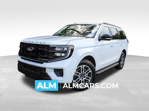 Used 2025 Ford Expedition Active AWD/4WD image 1