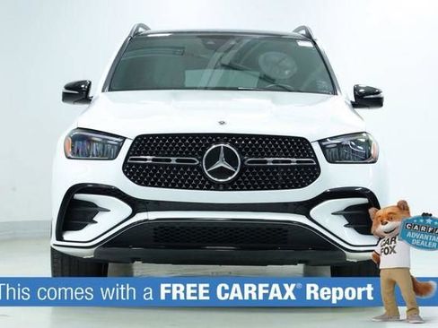 Used 2025 Mercedes-Benz GLE 350 4MATIC w/ AMG Line Exterior image 2