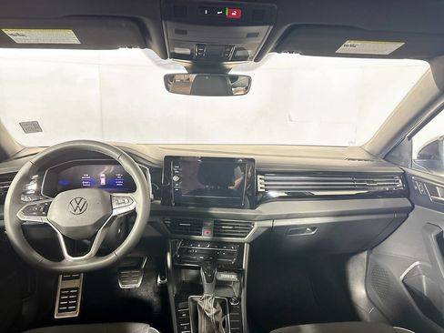 Used 2025 Volkswagen Jetta Sport FWD image 14