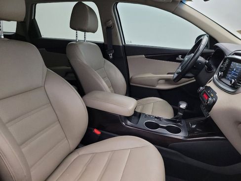 Used 2019 Kia Sorento EX FWD image 21