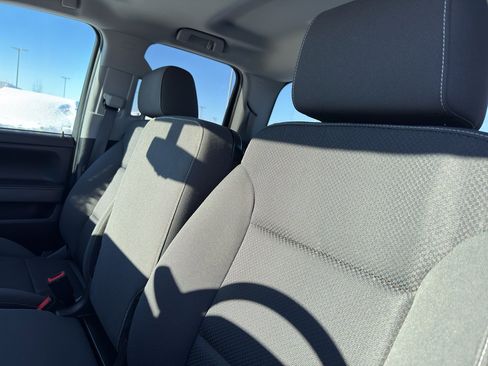 Used 2019 Chevrolet Silverado 1500 LD LT image 27