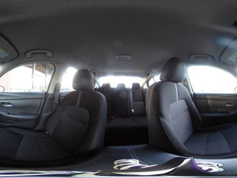 Used 2025 Nissan Sentra SV image 42