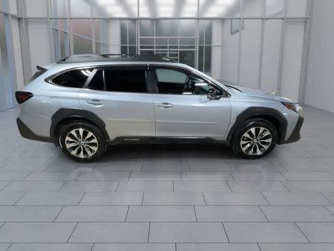 Used 2023 Subaru Outback Limited AWD/4WD image 9