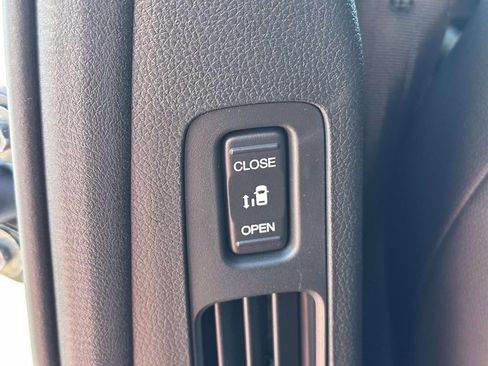 New 2026 Honda Odyssey EX-L image 12