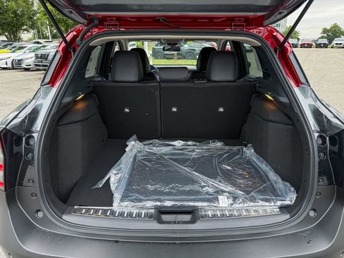 New 2025 Nissan Kicks SR w/ SR Premium Package image 36