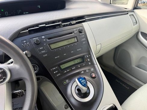 Used 2010 Toyota Prius One image 24