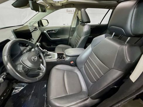 Used 2024 Toyota RAV4 Limited w/ Advanced Technology Package AWD/4WD image 22