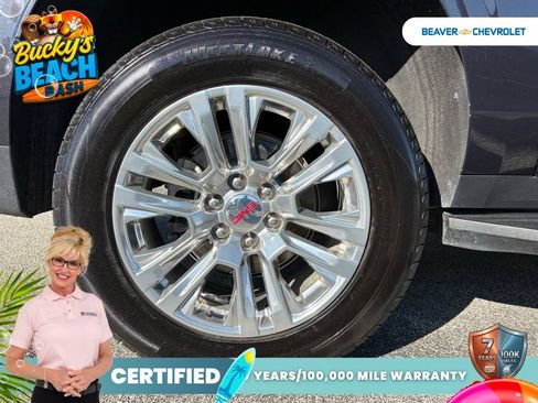 Used 2024 GMC Yukon XL Denali AWD/4WD image 10
