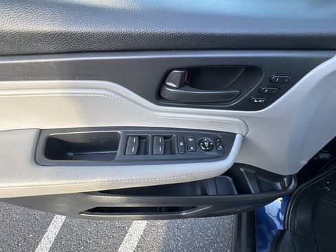Used 2020 Honda Odyssey EX-L image 10