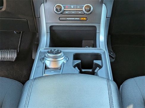 Used 2024 Ford Edge SE w/ Black Appearance Package image 21