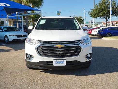 Used 2021 Chevrolet Traverse LT image 4