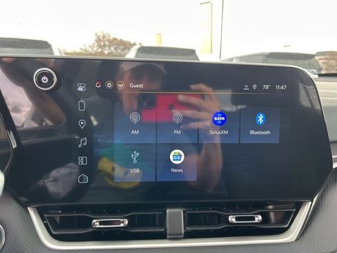 New 2026 Chevrolet Equinox LT w/ LPO, Floor Liner Package image 23