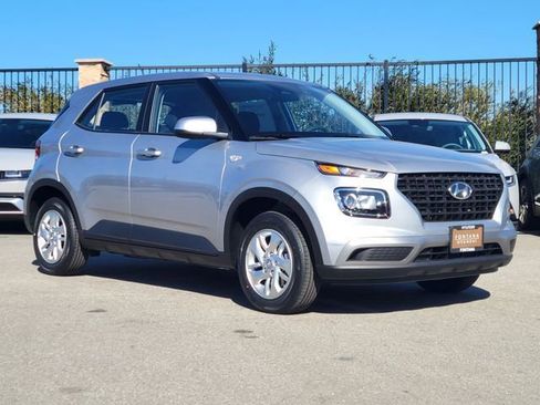 New 2026 Hyundai Venue SE image 27