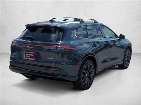 New 2026 Toyota Crown Signia image 5