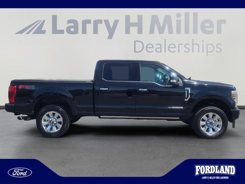 Used 2020 Ford F350 Platinum w/ FX4 Off-Road Package AWD/4WD image 6