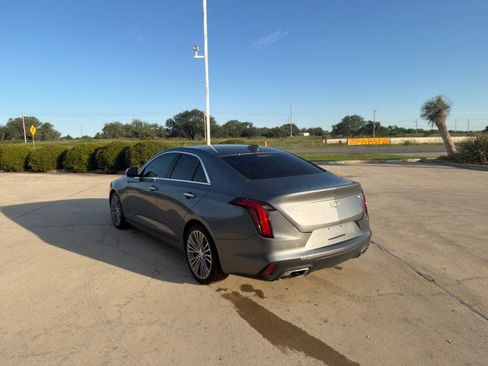 Used 2022 Cadillac CT4 Premium Luxury RWD image 12