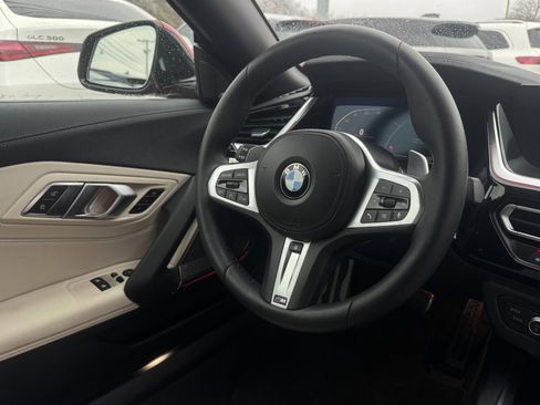 Used 2024 BMW Z4 sDrive30i w/ Premium Package image 43