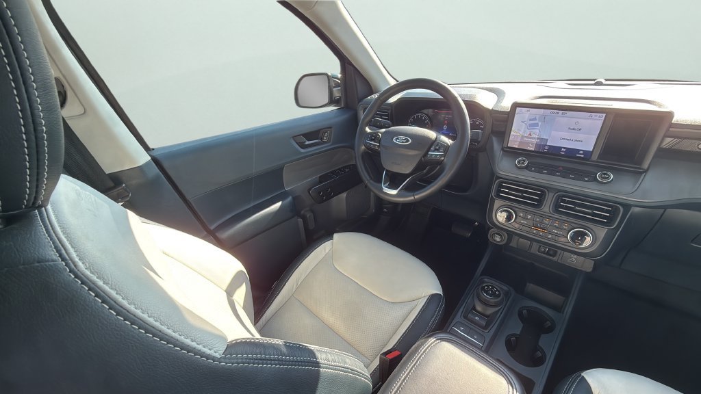 Used 2024 Ford Maverick Lariat w/ Black Appearance Package AWD/4WD image 18