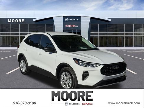 Used 2025 Ford Escape Active image 1