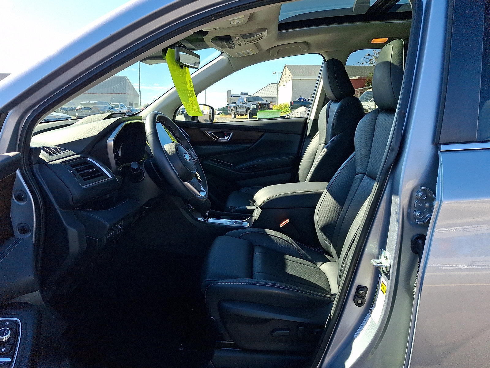 Certified 2023 Subaru Ascent Touring AWD/4WD image 14