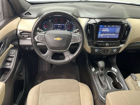 Used 2023 Chevrolet Traverse LT AWD/4WD image 13