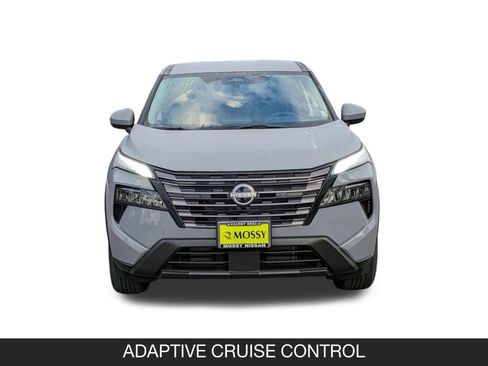 New 2026 Nissan Rogue SV image 4