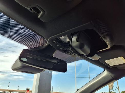 Used 2021 Ford Edge ST-Line image 16