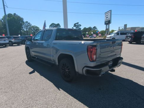 Used 2024 GMC Sierra 1500 Elevation w/ X31 Off-Road Package AWD/4WD image 7