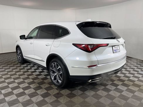 Used 2023 Acura MDX SH-AWD w/ Technology Package image 9