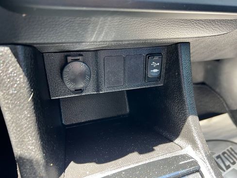 Used 2016 Toyota Corolla S FWD image 27