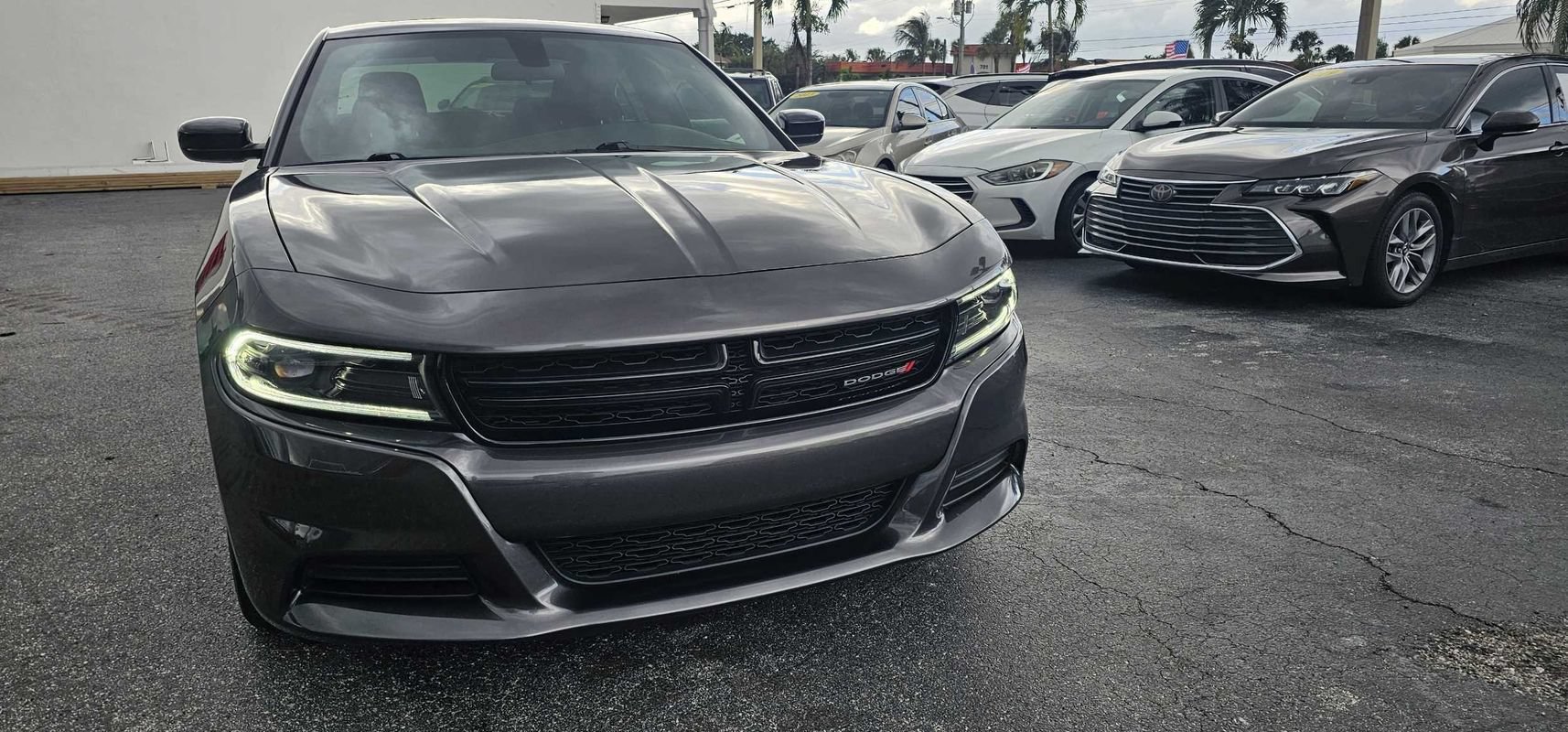 Used 2023 Dodge Charger SXT RWD image 7