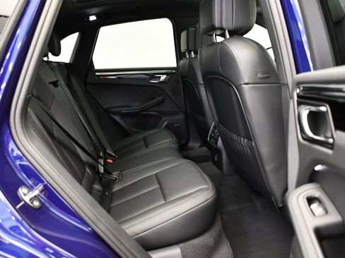 Certified 2026 Porsche Macan AWD/4WD image 55