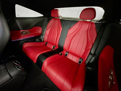 Used 2024 Mercedes-Benz CLE 300 4MATIC Coupe image 21