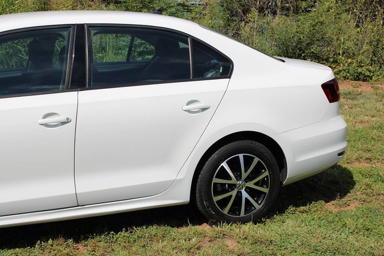 Used 2016 Volkswagen Jetta SE FWD image 10