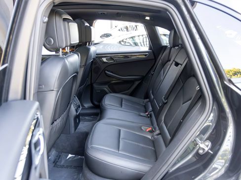 Certified 2026 Porsche Macan AWD/4WD image 51