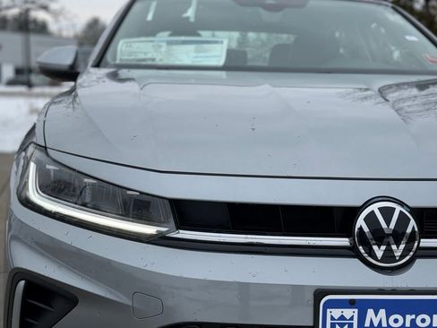 New 2026 Volkswagen Jetta SE image 4
