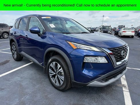 Used 2023 Nissan Rogue SV FWD image 1