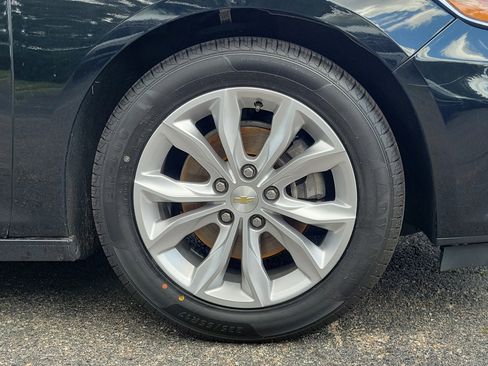 Used 2022 Chevrolet Malibu LT FWD image 5