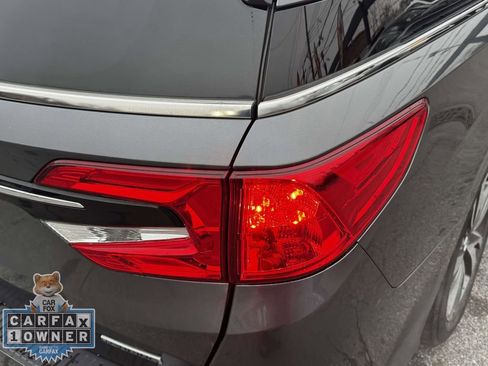 Used 2023 Honda Odyssey Touring image 5