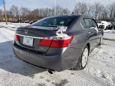Used 2015 Honda Accord Touring image 5