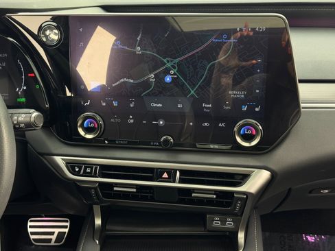 Used 2024 Lexus RX 500h F Sport w/ Convenience Package image 23